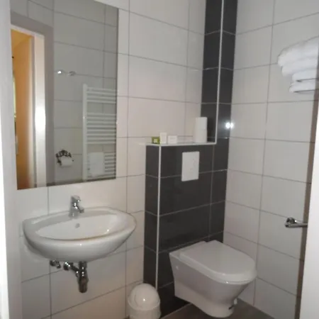 Hotel Logis Notre-dame De Bonne Fontaine Danne-et-Quatre-Vents