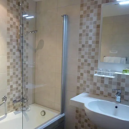 Logis Notre-dame De Bonne Fontaine 3*