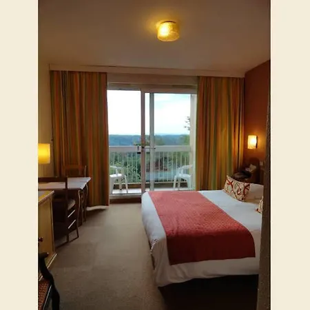 Hotel Logis Notre-dame De Bonne Fontaine 3*