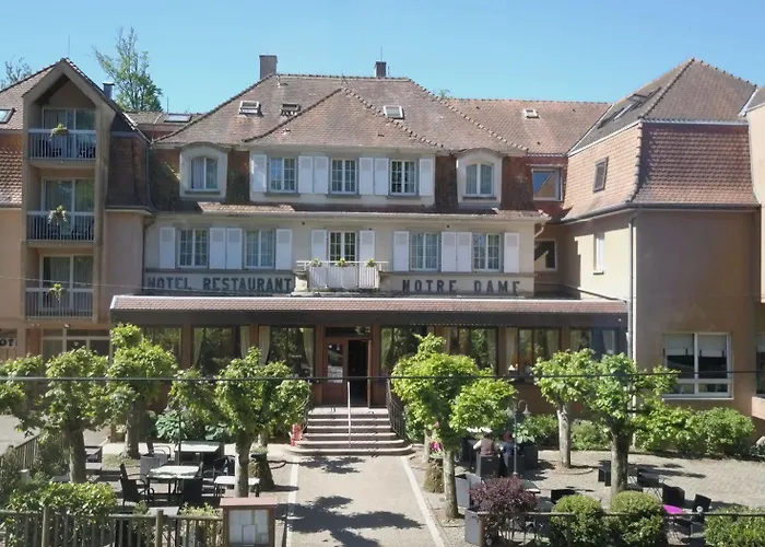 Logis Notre-dame De Bonne Fontaine 3*